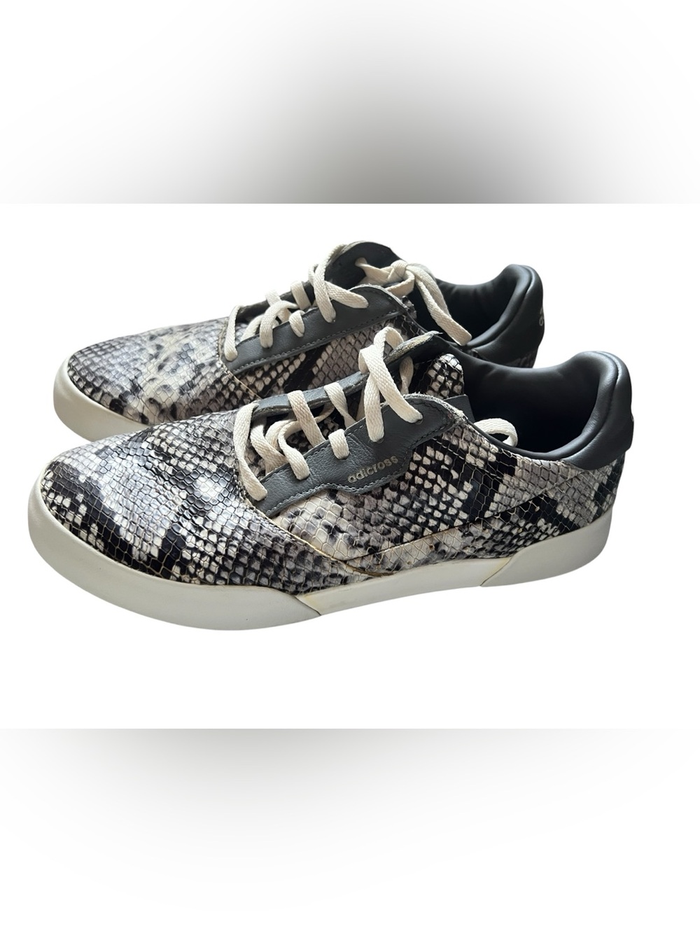 Adidas Adicross Retro Snakeskin Spikeless Women’s Golf Shoes size 8.5